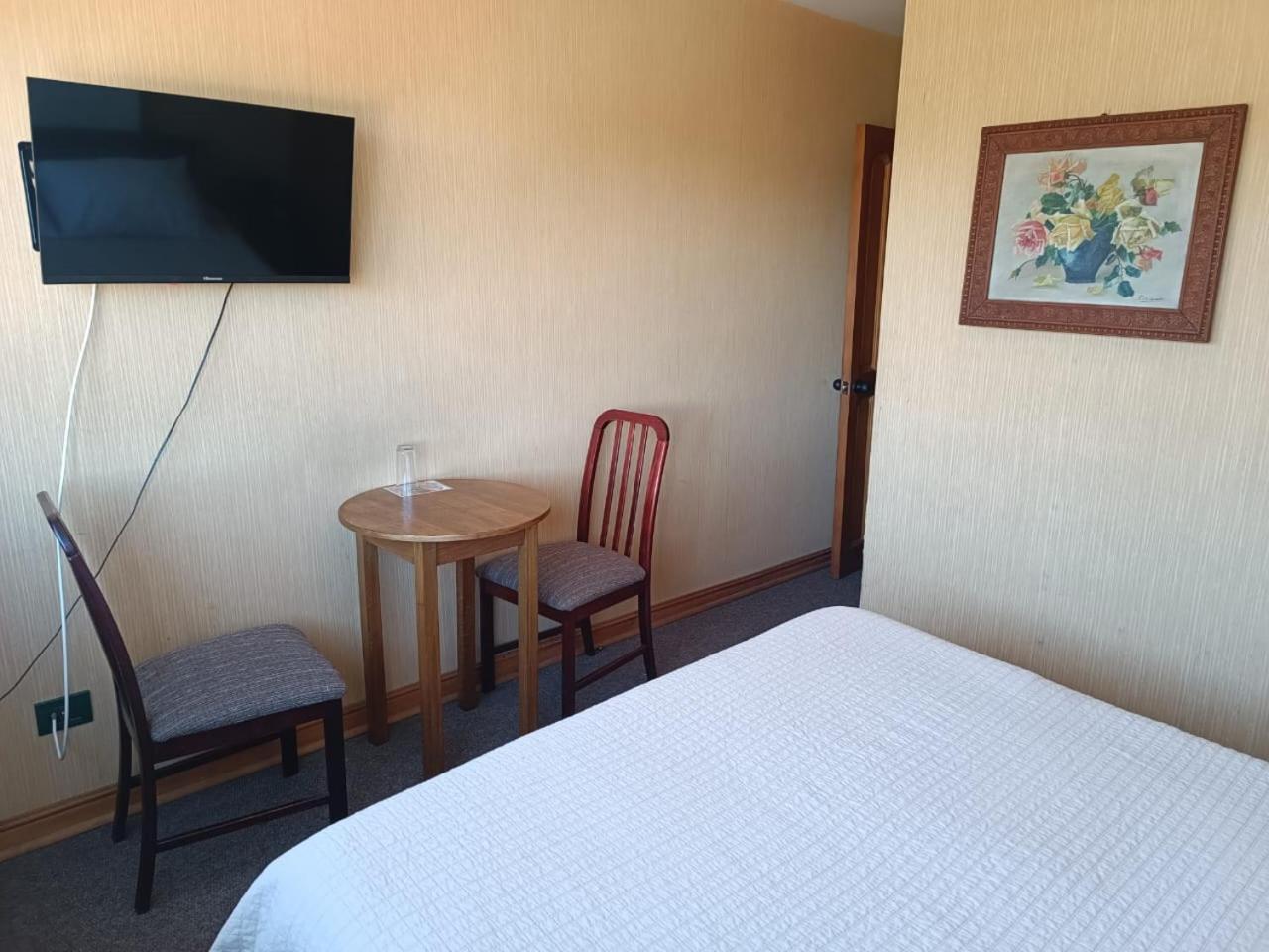 Hotel Antupiren ปวยร์โตมอนต์ ภายนอก รูปภาพ