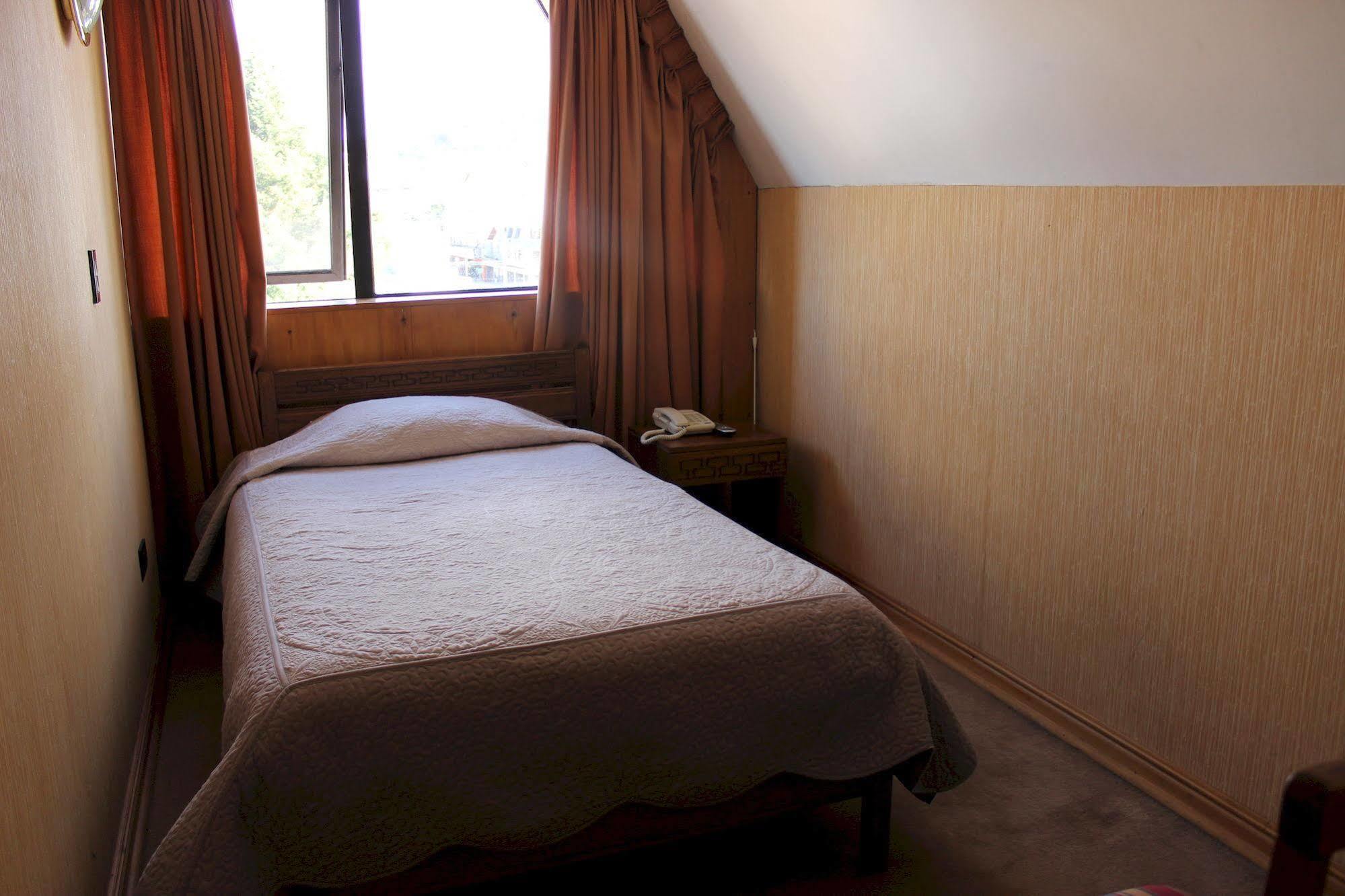 Hotel Antupiren ปวยร์โตมอนต์ ภายนอก รูปภาพ