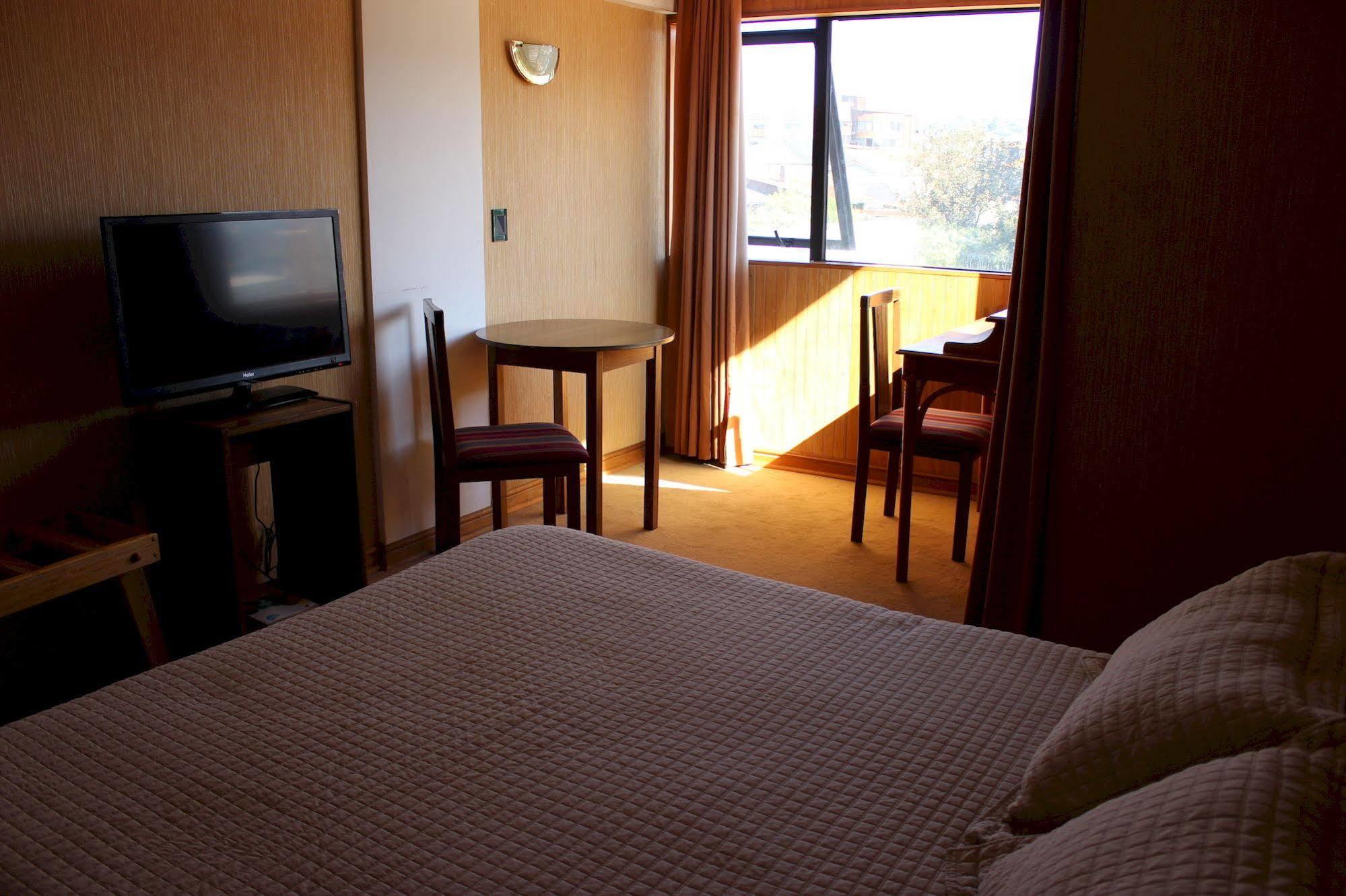 Hotel Antupiren ปวยร์โตมอนต์ ภายนอก รูปภาพ