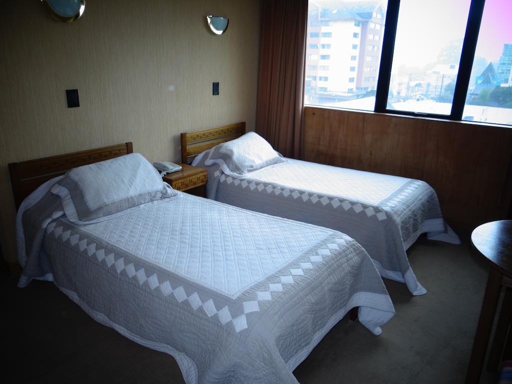 Hotel Antupiren ปวยร์โตมอนต์ ภายนอก รูปภาพ